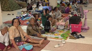 Thai evacuees skeptical that peace moves in border war will yield lasting agreement