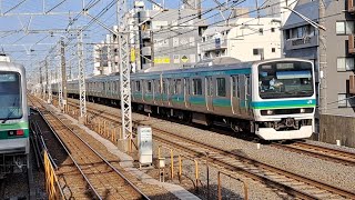 JR東日本常磐線E231系マト113編成快速品川行き綾瀬駅通過(2023/4/28)