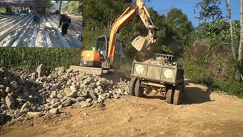 Cầu Khe Trang (T121)Vệ sinh , đánh đường xe cẩu chạy chuẩn bị gác dầm khủng - Tập kết đá Xây mái kè