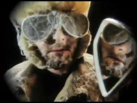 Putar Fireball XL5 - Madness