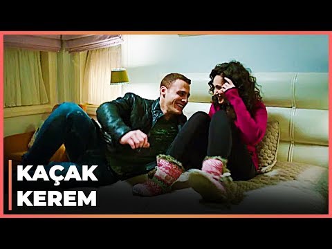 Kerem, Gizlice Zeynep'in Odasına Girdi - Güneşi Beklerken 28. Bölüm