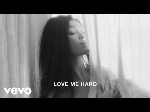 Elley Duhé - LOVE ME HARD (Audio)