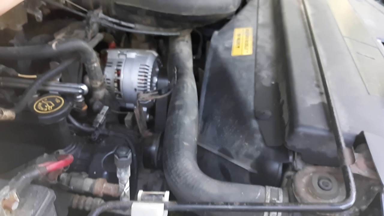 Replace alternator 2000 f150 5.4 motor - YouTube