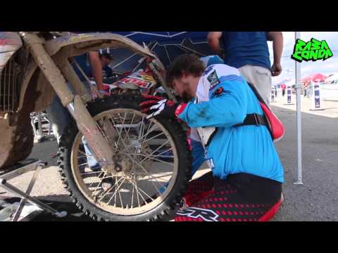 Rabaconda ISDE 2015 Tyre Change Compilation