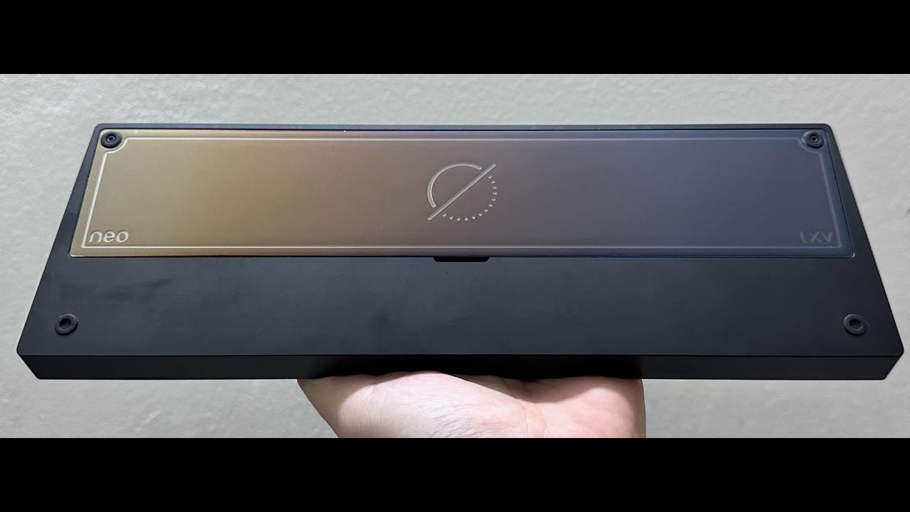 Outline Video Neo65 by QwertyKeys Streambuild!