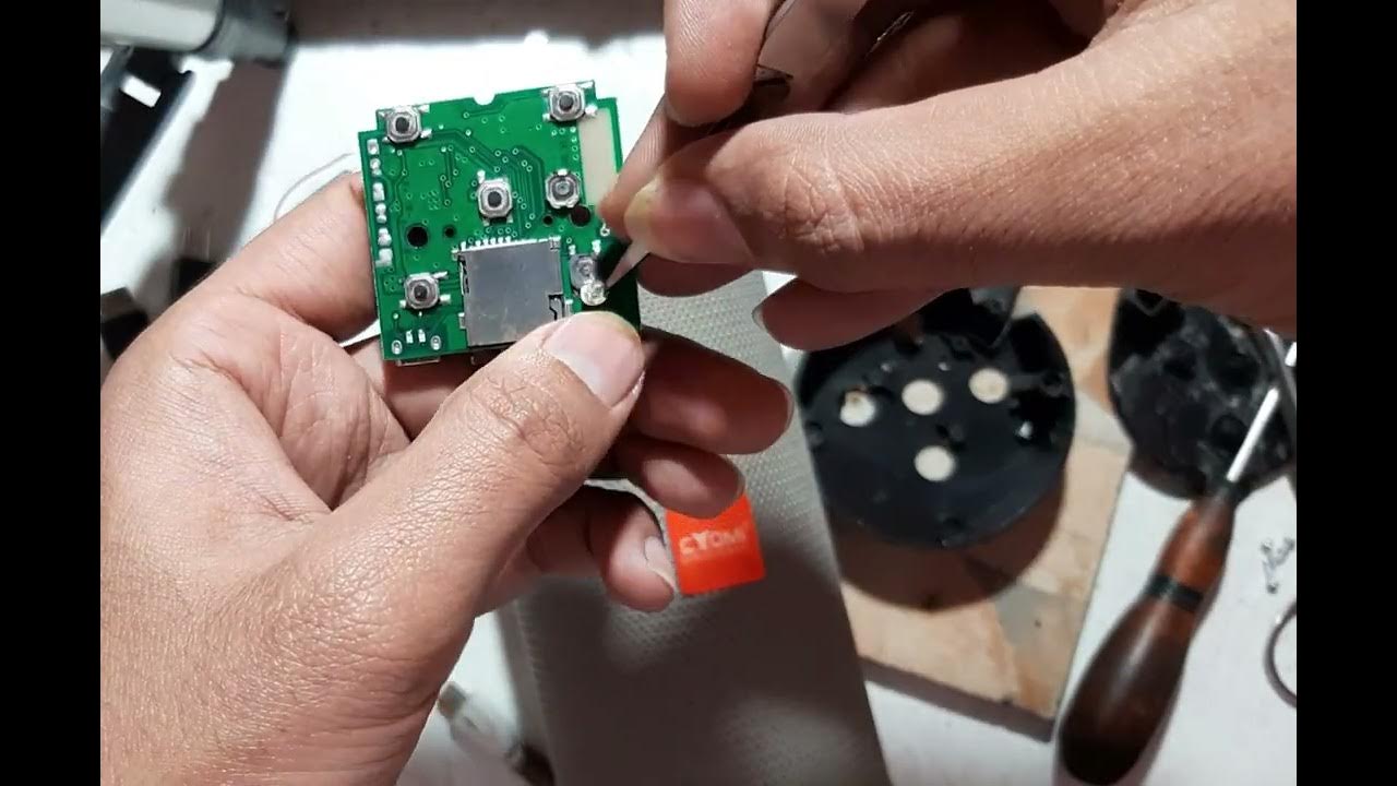 Bluetooth speaker charing light show but not turning on solution and