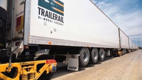 TraileRail - The RoadRailer Down Under (ft.@MetroManMelbourne)