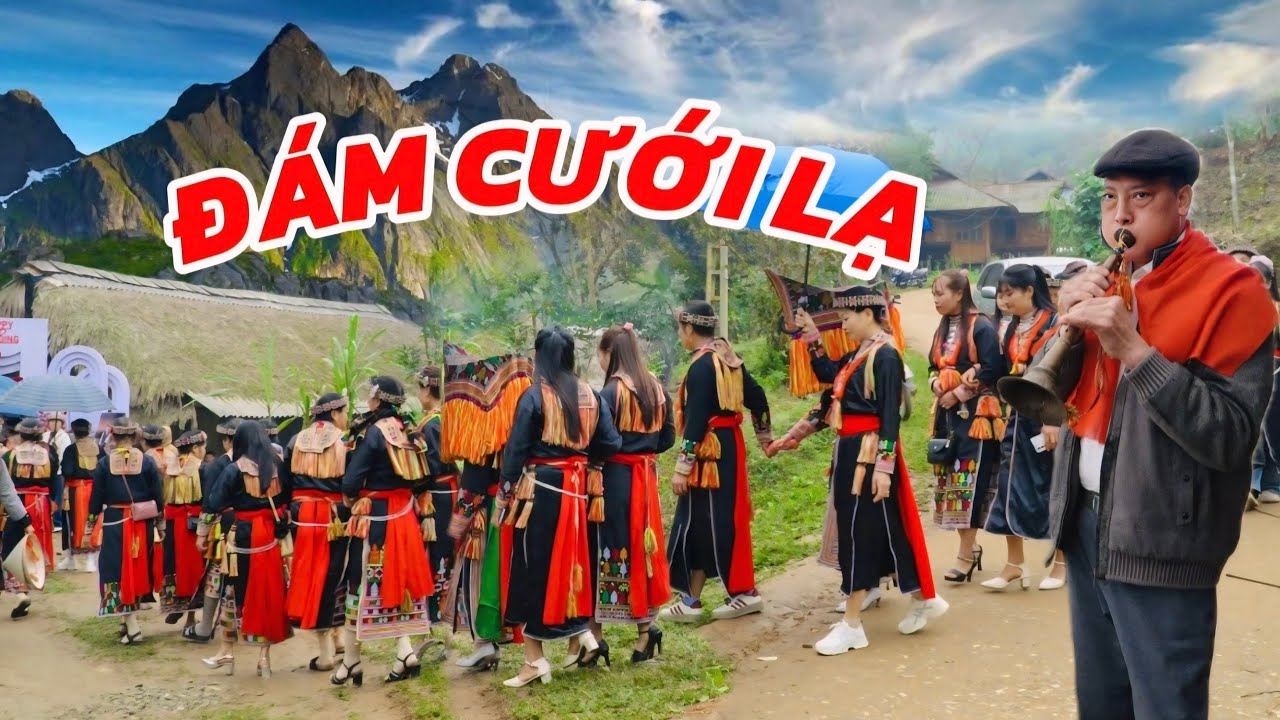 ĐÁM CƯỚI DÂN TỘC DAO ĐỎ ĐI BỘ ĐÓN DÂU ĐÁNH TRỐNG THỔI KÈN LẠ CHƯA TỪNG THẤY