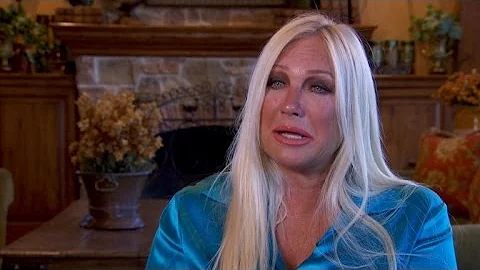 Linda Hogan Sobs While Reading Letter to Hulk: You...