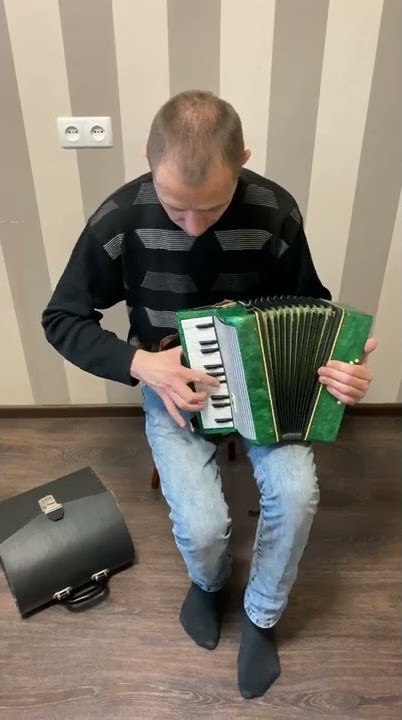 Working Childrens piano accordion , Vintage accordion, Soviet Garmon, USSR Accordion, Russian Bayan