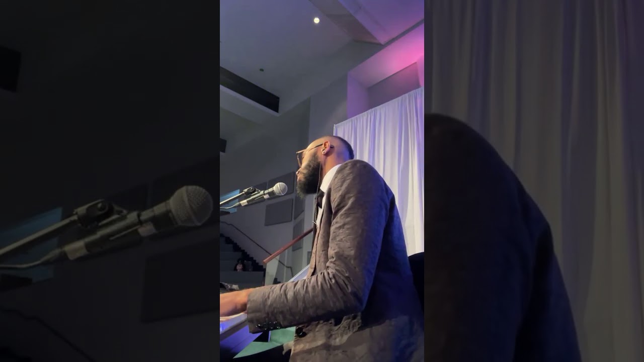 Bart Orr On Keys Grooving 🎹  🎶