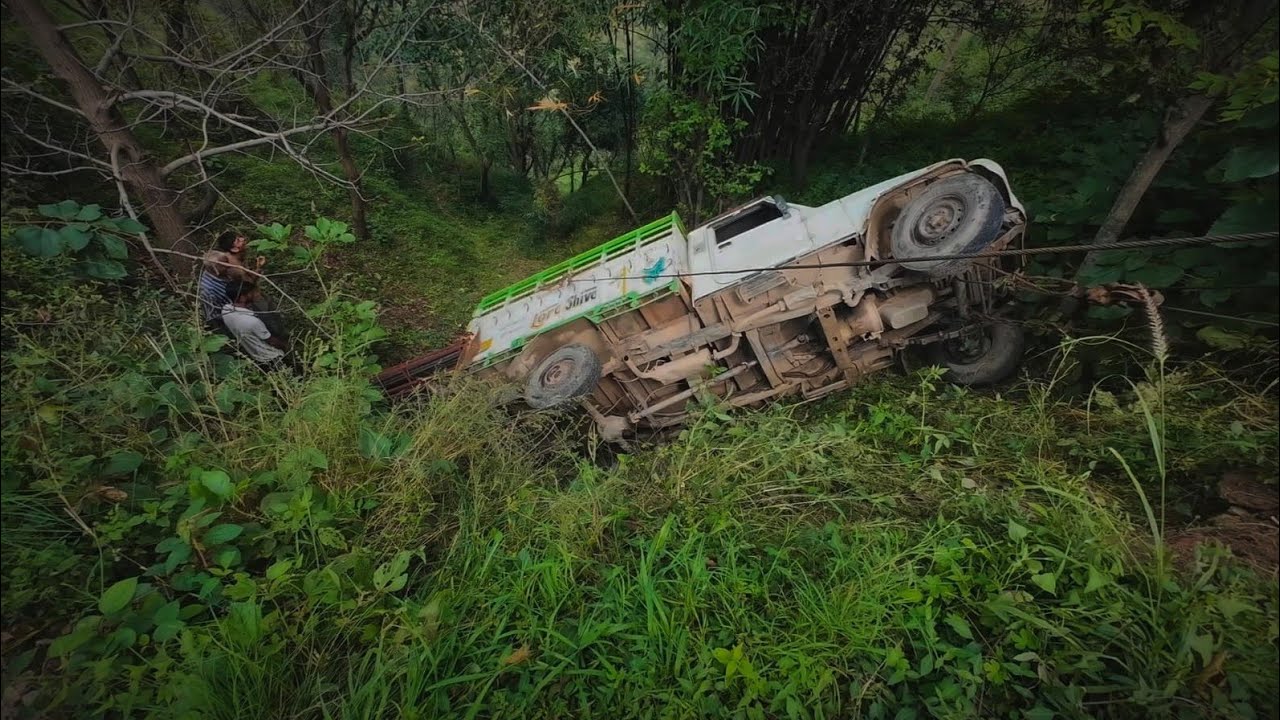 Ye Jeep Bachana Asaan Nahi Tha! | Heavy Recovery Operation in Hills