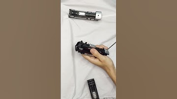 how to change battery #keretaapi #locomotive #train #railways #toys #miniature #busoleng #shorts