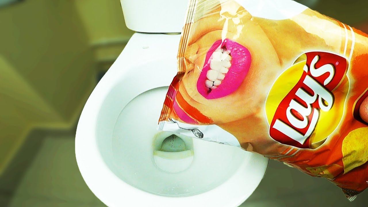 Flush Toilet Сhips Lays? (TOILET vs CHIPS LAY'S) YouTube