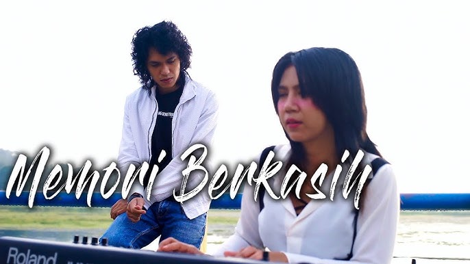 Musik Malaysia Memori Berkasih Memori Berkasih Lirik Dan