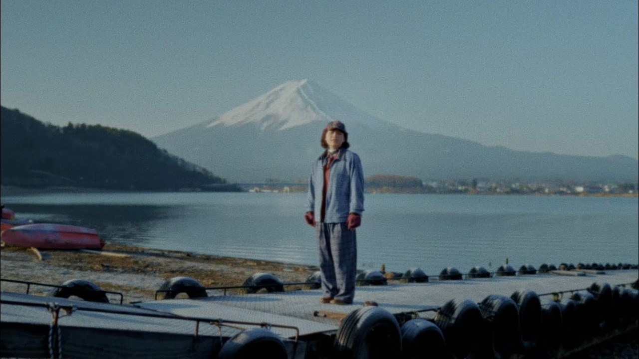 Guarda JOYCE 就以斯 - 靠很近 (Official Music Video) su YouTube Guarda JOYCE 就以斯 - 靠很近 (Official Music Video) su YouTube