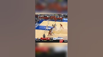 How do you stop this play by Louisville? 😵‍💫 (High Level College Basketball Xs & Os) #shorts