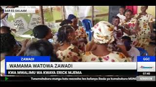 WA MAMA WATOA ZAWADI KWA ERICK MJEMA MWALIMU WA KWAYA SHEREHE YA WA MAMA GGC-KISOPWA 25/6/2023
