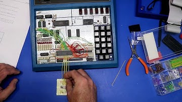 Heathkit ET-3400 Part 2: ET-3400 vs ET-3400-A, Cassette Interface, ADC Experiment