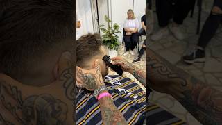 #barber #hairstyletutorial #haircut #hairstyle #hairtutorial #hiphop #barbershop #rap