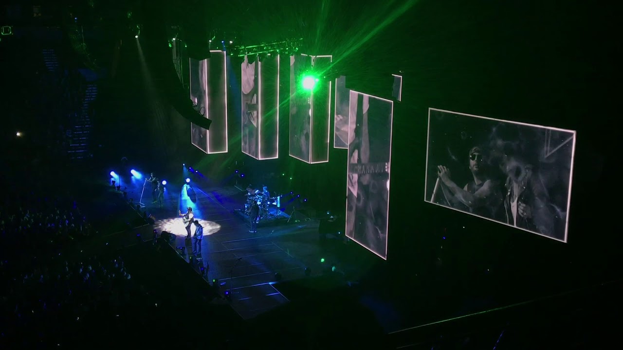 Avenged Sevenfold Ft. Lzzy Hale - Wish You Were Here (Live in Nashville)