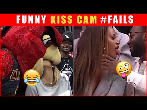 Video: Její Přítel Jí Popírá Polibek Na Kiss Cam, Jeho Reakce Je Nejlepší