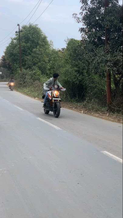 Duke 200 BS 3 Original sound 🔊🔋🤯 check kro guyzz 😱#bs3#wheelie #like4like#millionviews #subscriber