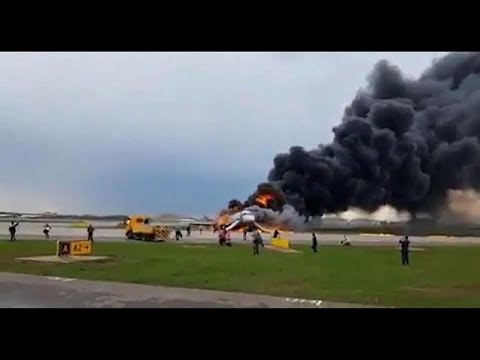 Incendio mortal de un avión de la compañía Aeroflot en Moscú