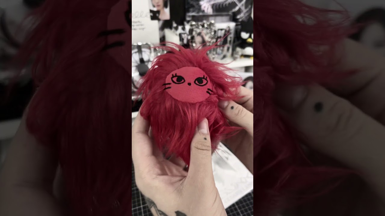 Unboxing aespa merch oficial: post card book aexis line e rich man doll giselle 🤍