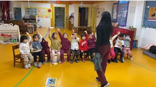 TEACHING ENGLISH IN CHINA| 3-4 YEARLS OLD | TEACHING KINDERGARTEN ENGLISH