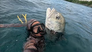 Panah ikan Giant trevally monster, badai menghantam atap perahu sampai terbang dan hanyut
