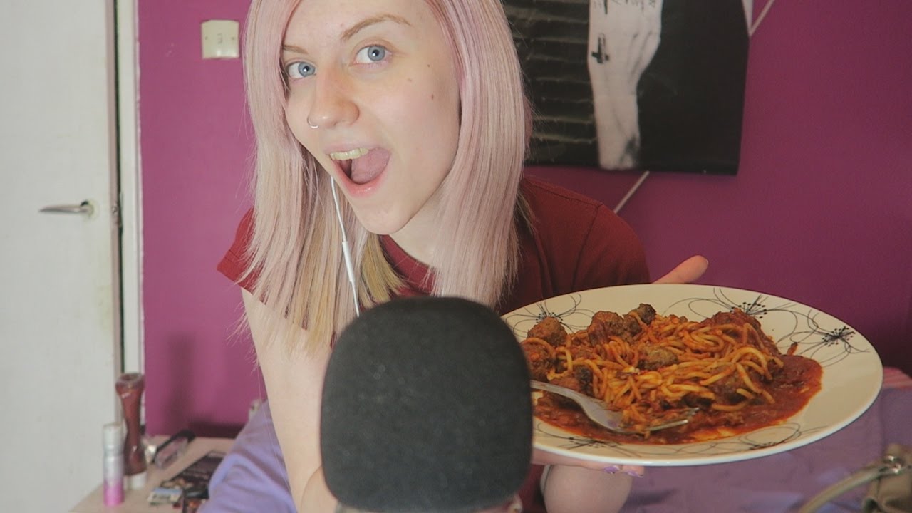 [ASMR] Eat Spaghetti & Meatballs with Me!