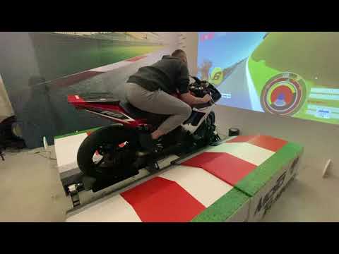How do you train with Moto Trainer? Find out! Motorbike simulator, Simulateur moto, Simulador moto