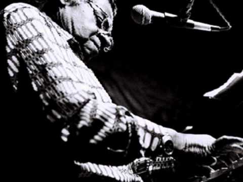 Johnny Alf & Gilberto Gil - EU E A BRISA - Johnny Alf