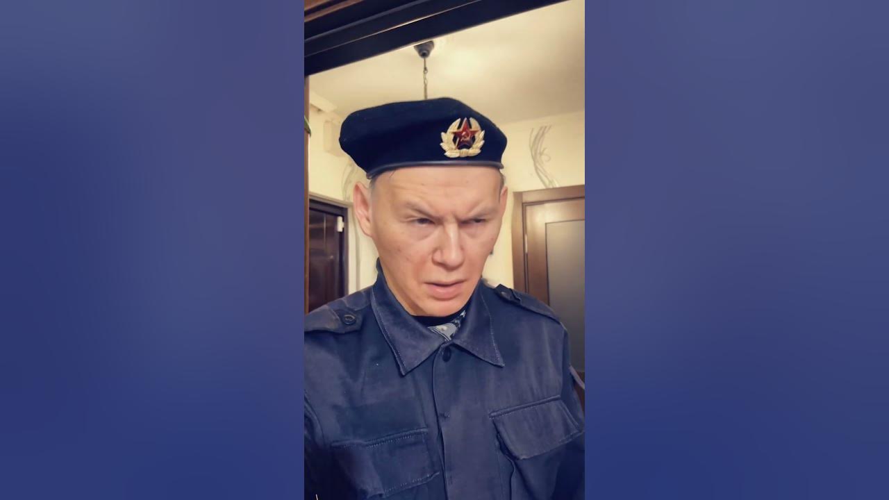 Полковник ФСБ получил подарок от... - YouTube