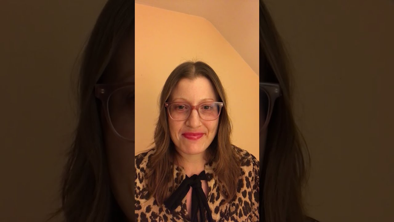 Get to know Leila Bibizadeh, the founder of Exhibit Here!