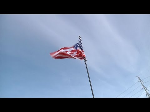 mndot-lights-up-flags-over-hwy-610