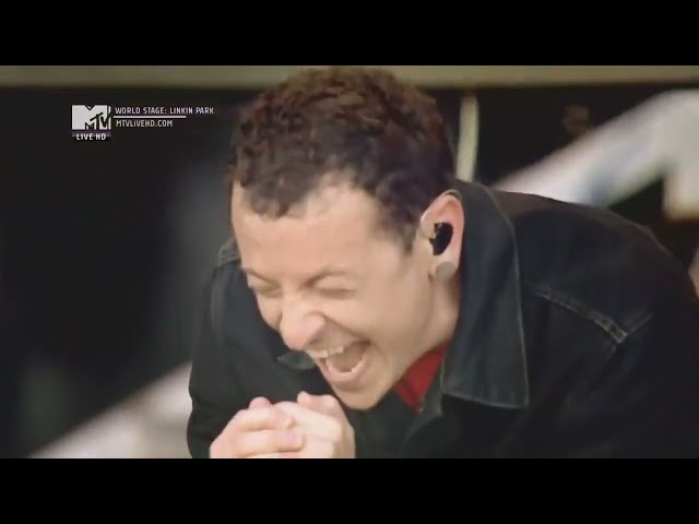 Linkin Park - Given Up (Live From Red Square Moscow 2011) class=