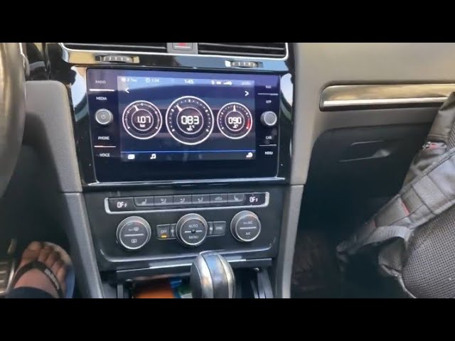 VW Golf 7 GTI MIB 2.5 9.2 Discover Pro Retrofit Install + Wireless Apple  CarPlay Test - CarPlay Life