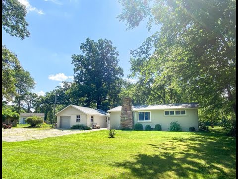 24801 Peavine Street, Cassopolis, MI home video tour