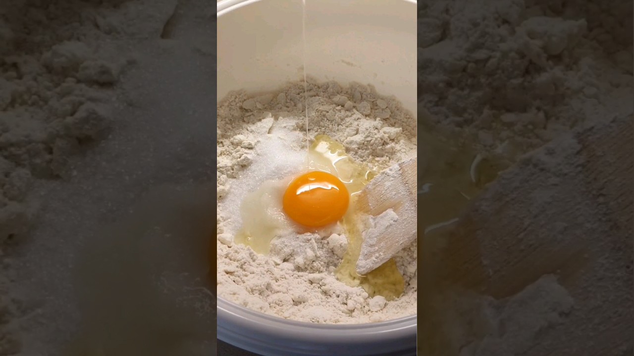 Bol kırmızılı son ???? #tatlıtarifleri #yemektarifleri #englishrecipes #pratik #shorts #discover