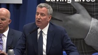 New York schools to close as snowstorm forecast: Mayor