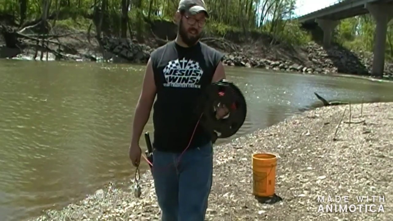 Magnet Fishing Verdigris River