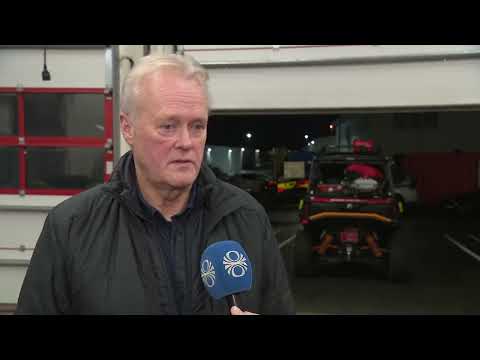 ICELAND: Mayor's interview interrupted by an earthquake