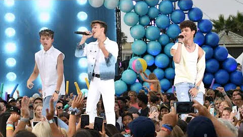 Johnny Orlando, Hayden Summerall and Jacob Sartorius performing California Gurls at the TCA’s 2019