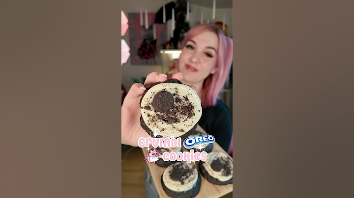 Crumbl Oreo Cookies 🖤 #recipe