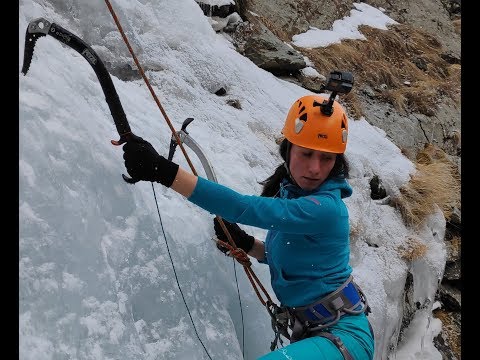ცოცვა გაყინულ გველეთის ჩანჩქერზე | Climbing on frozen Gveleti Waterfall