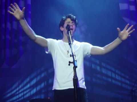 Mira STAY - NICK JONAS (HQ LIVE + LYRICS + DOWNLOAD LINK) en YouTube