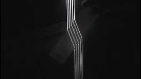 Light refraction on plan parallel glass - physics experiment