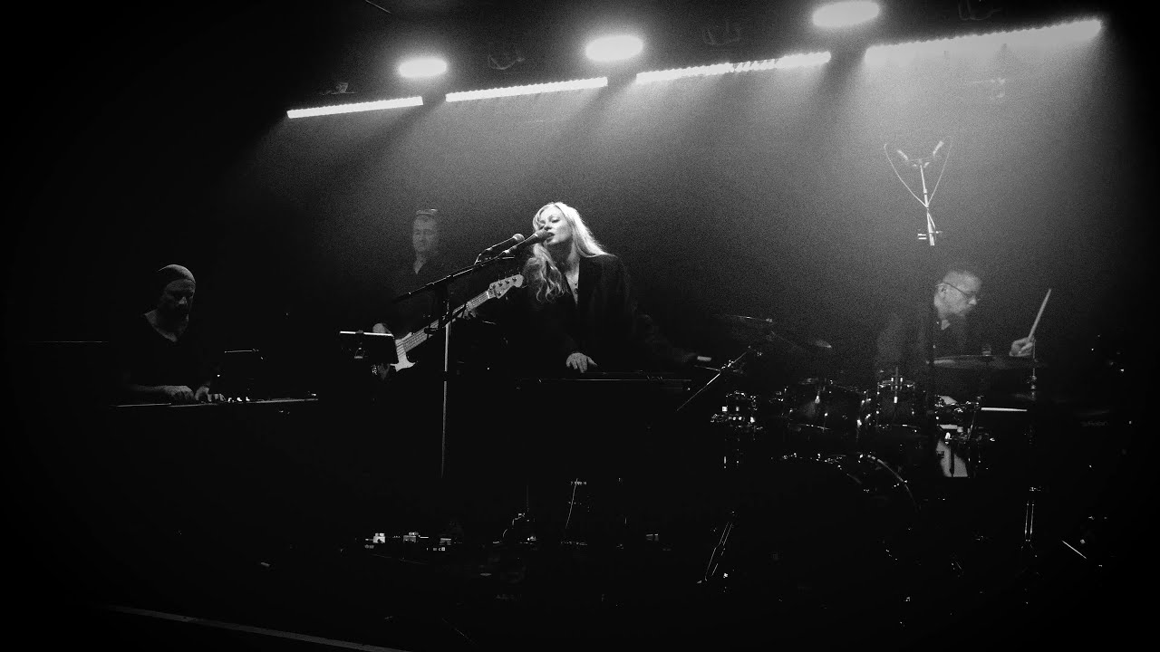 Li - Live Concert Kramladen, Kill Your Shadow